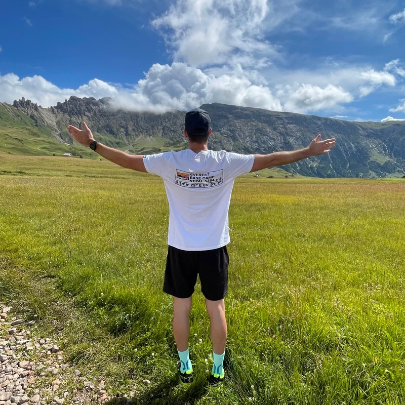 Everest Base Camp Backprint - Unisex Premium Organic T-Shirt
