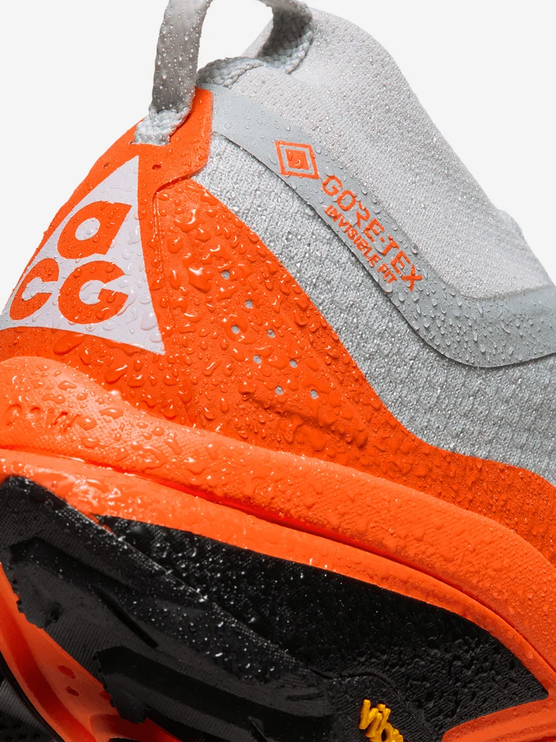 ACG Zegama Trail GORE-TEX 'Light Silver Safety Orange'
