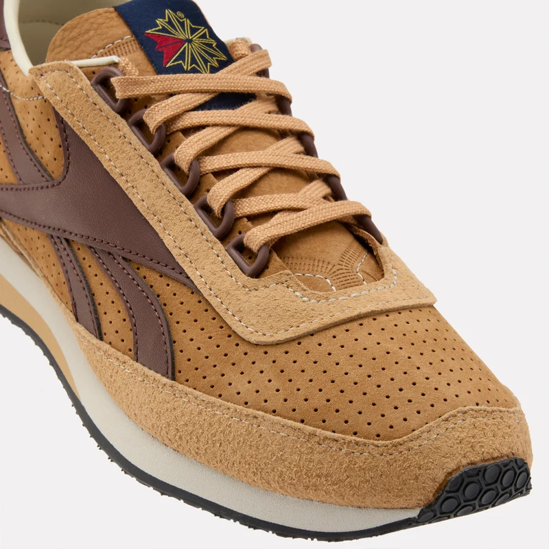 Camargue Trainers