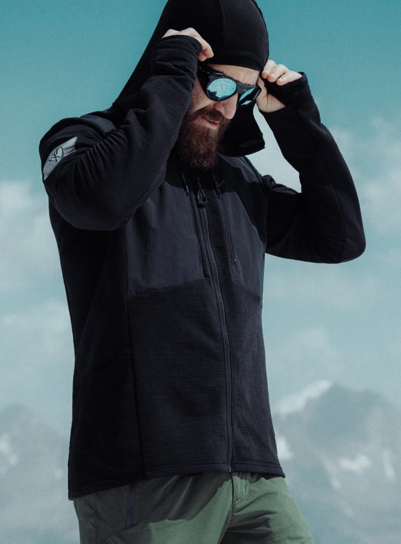 FUNKTIONALE MOUNTAIN-PRO-MIDLAYER