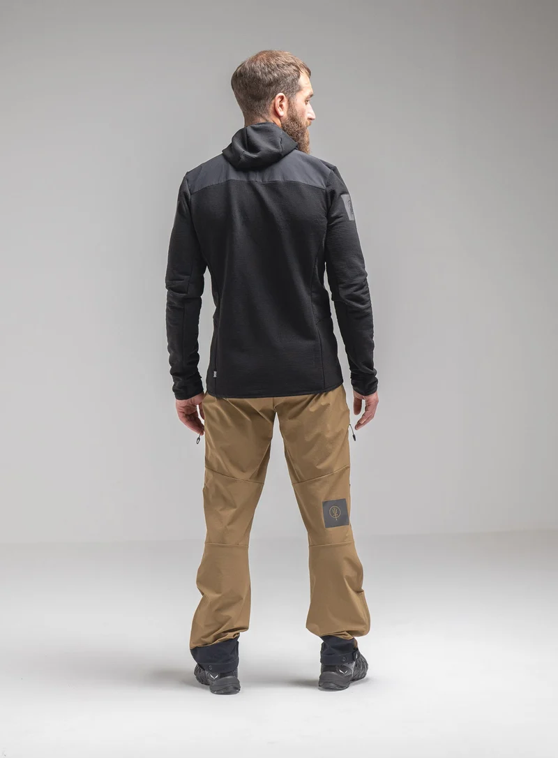 FUNKTIONALE MOUNTAIN-PRO-MIDLAYER