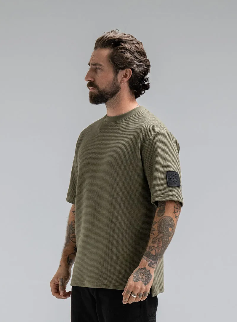 DISSIDENT-T-SHIRT AUS WAFFELSTRICK