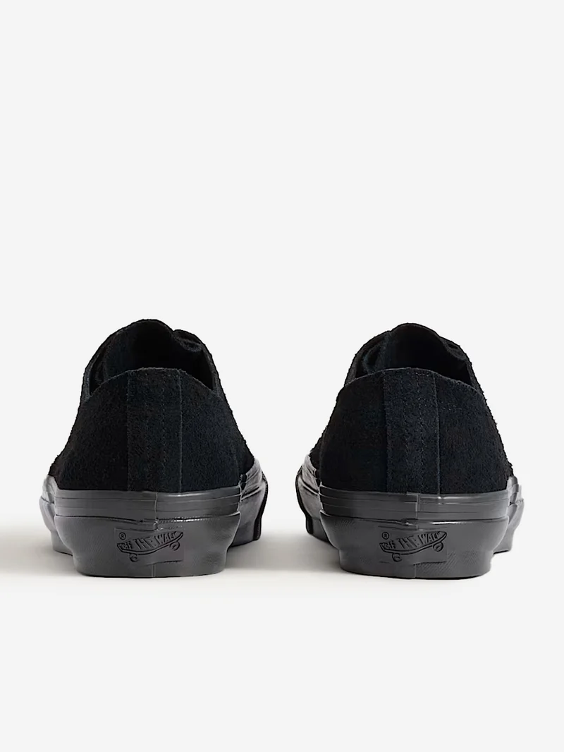 LX Authentic Ease nere