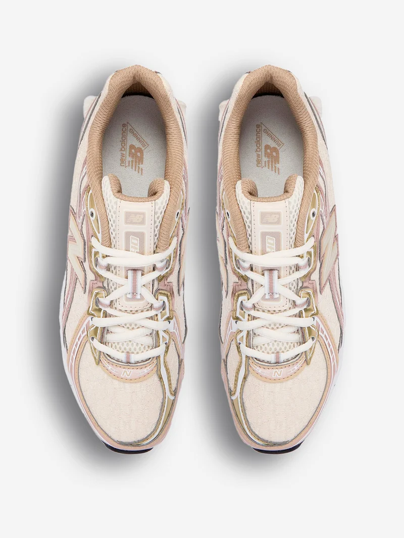 740 'Sea Salt Silver Metallic'