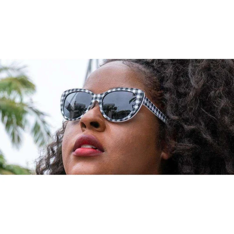 GoodR | The Runways | Gingham Is Sooo Last Season