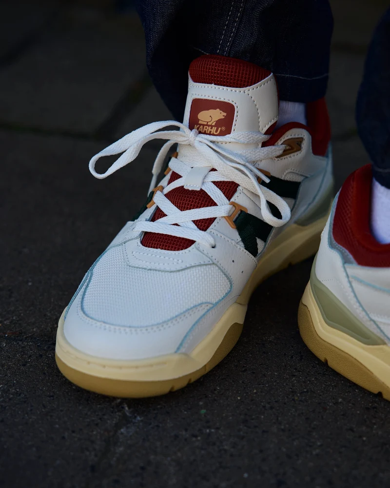 Karhu Fusion XT Blanc De Blanc / Pineneedle F850020
