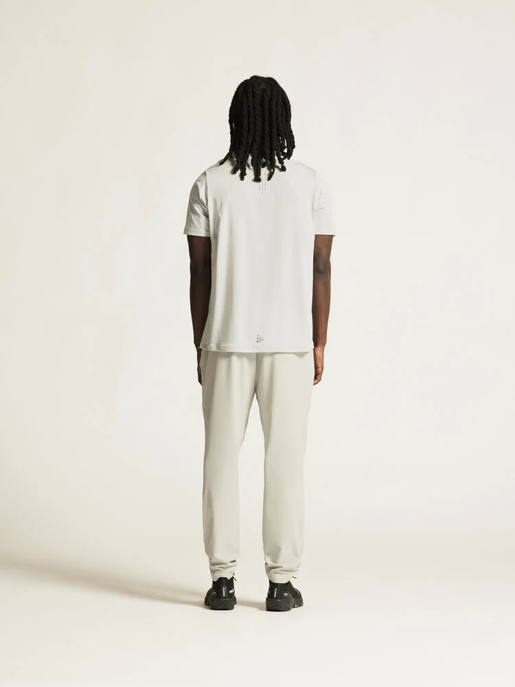 Essence Tee