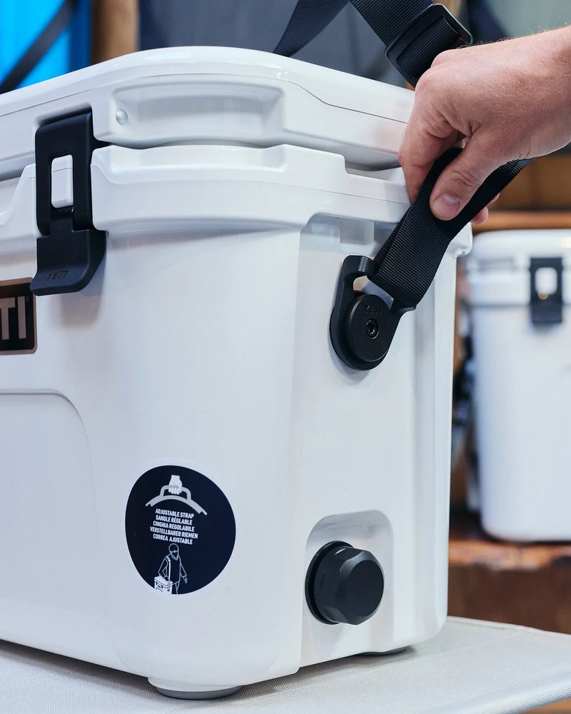 Yeti Roadie 15 White