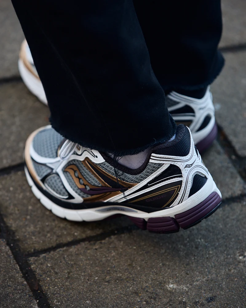 Saucony Progrid Guide 7 White / Bronze