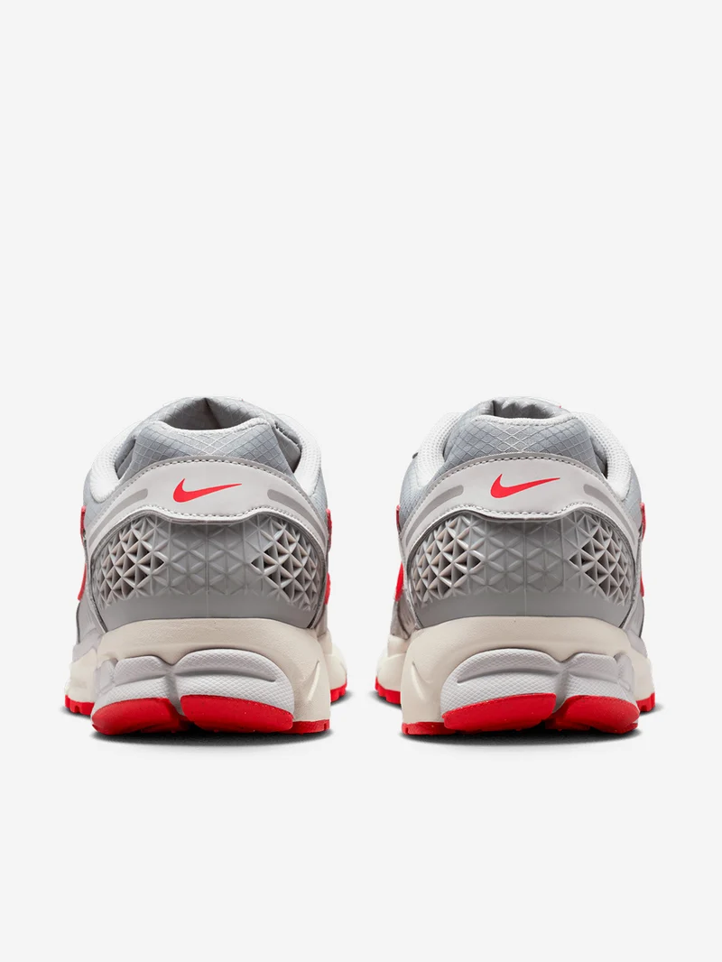 Zoom Vomero 5 SE 'Grey Fog Red'