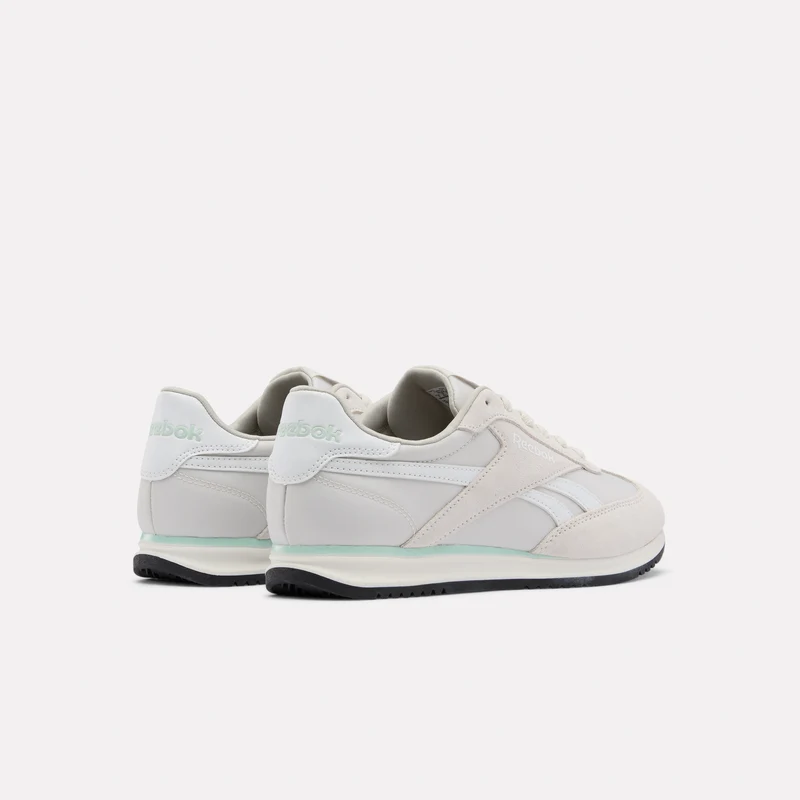 World 70 Women's Trainers