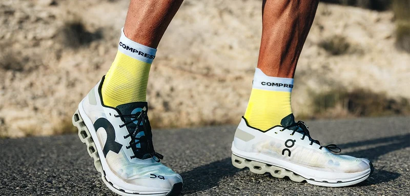 Compressport Pro Racing Socks Run V4.0 High