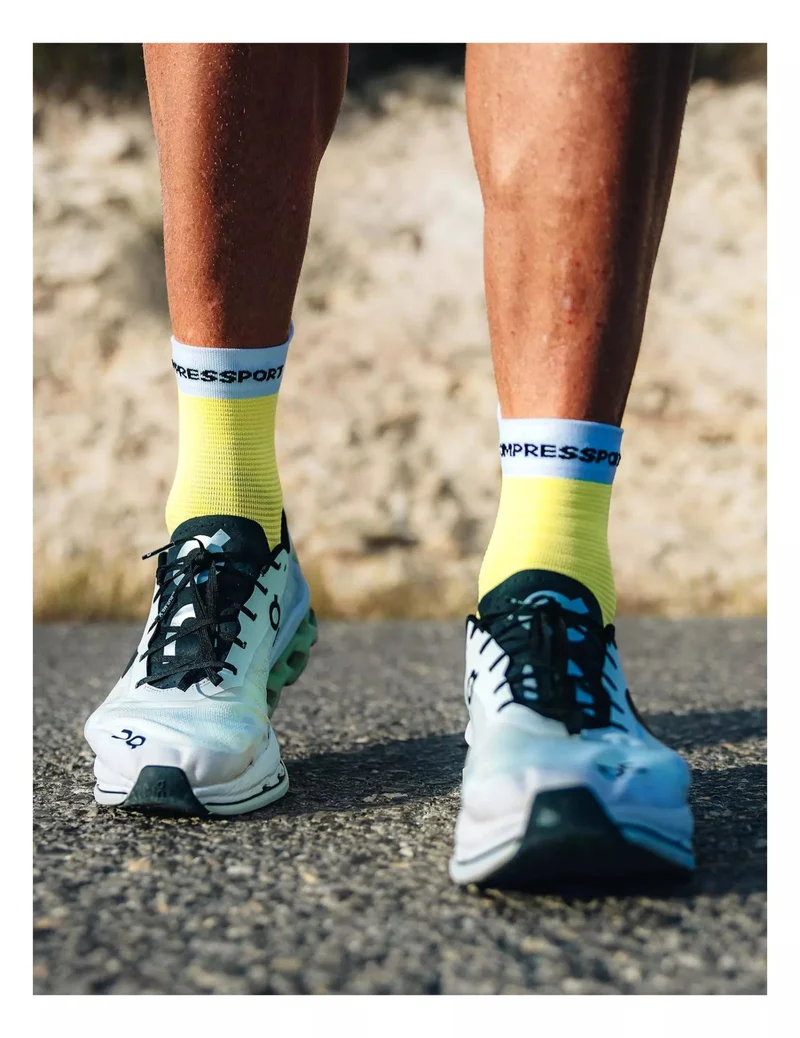 Compressport Pro Racing Socks Run V4.0 High