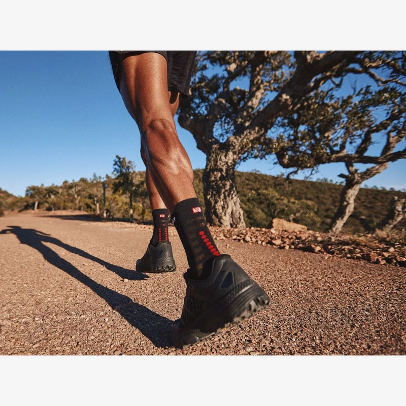 Compressport Pro Racing Socks Run V4.0 Ultralight High