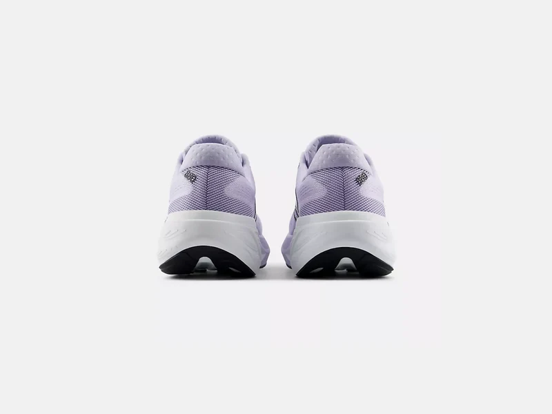 Lady FreshFoam 880v15 B