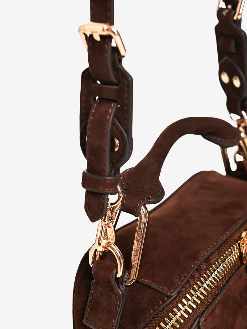 Mini borsa 'Bobbi' in suede marrone con zip obliqua
