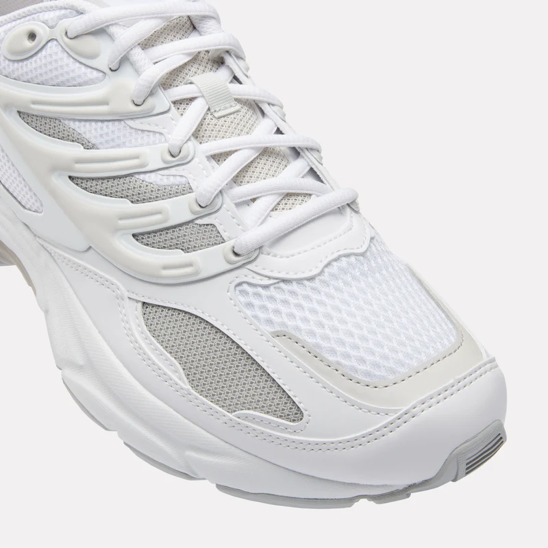 Premier Road Control Sneakers