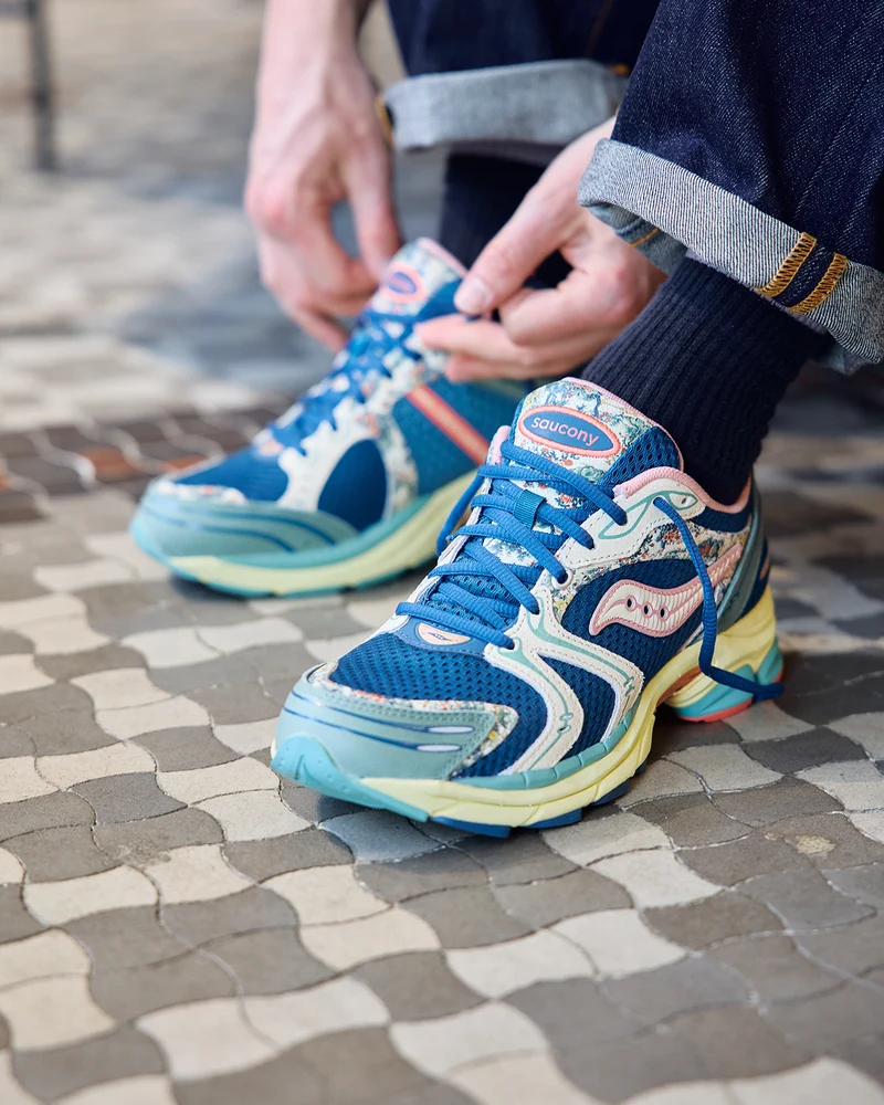 Saucony Progrid Triumph 4 Kissaten Floral Blue / Beige