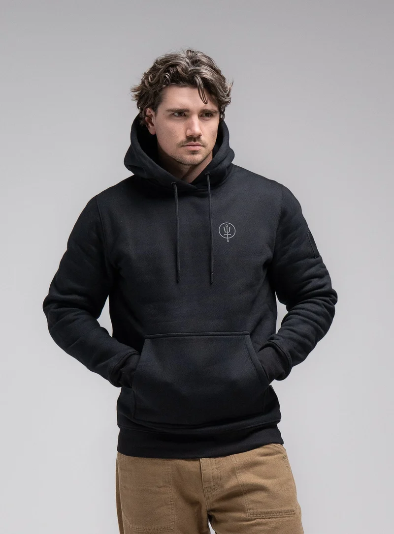 INSIGNIA-HOODIE MIT SCHWARZEM PRINT