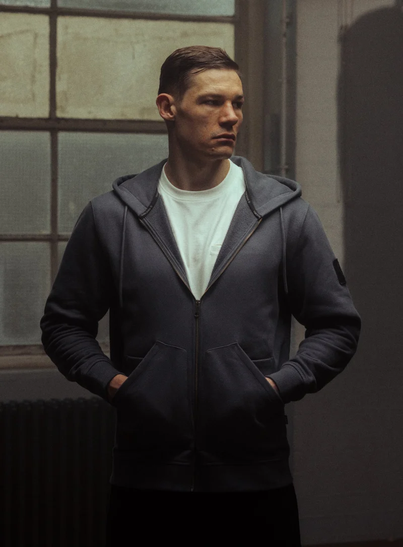 DISSIDENT-HOODIE MIT REISSVERSCHLUSS