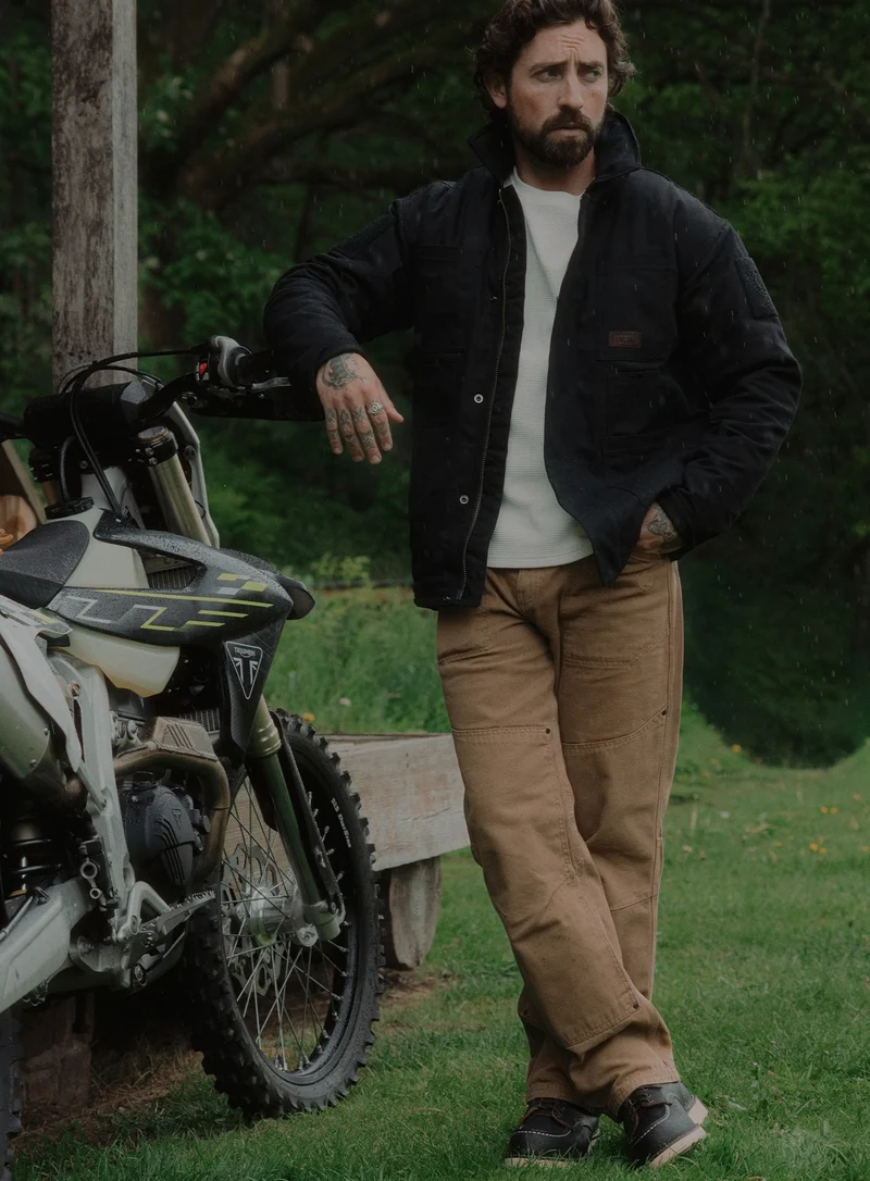 DISSIDENT-CANVAS-HOSE