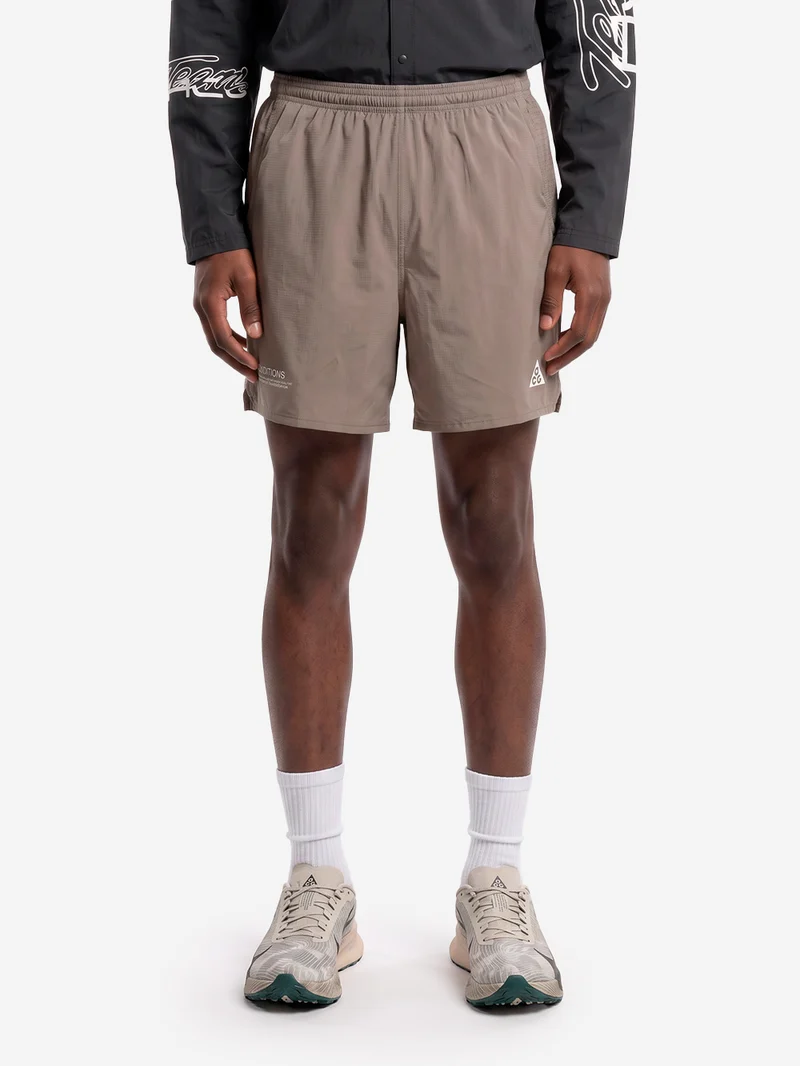 ACG Shorts marroni da Running Trailwind Dri-FIT ADV