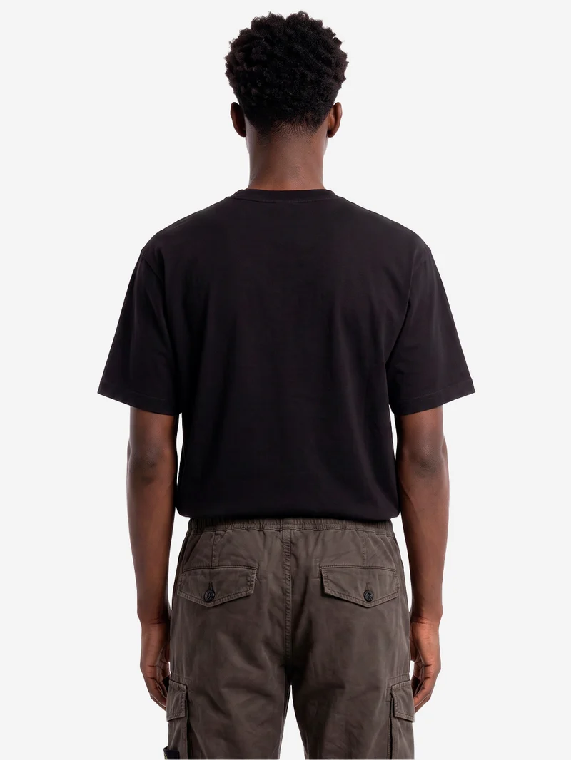 T-shirt nera in jersey con logo stampato sulla tasca