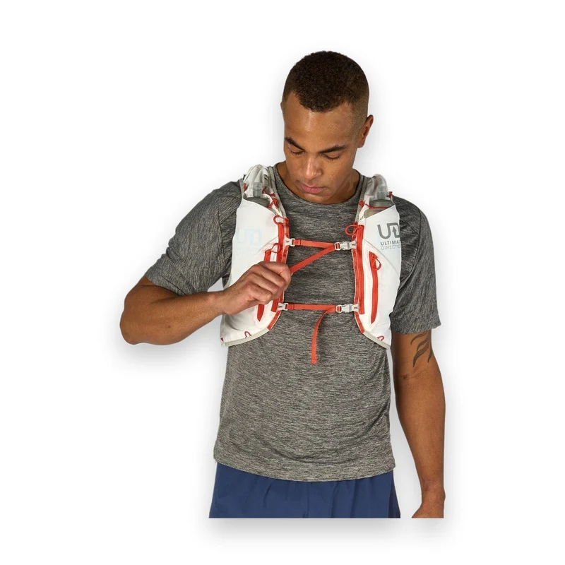 Ultimate Direction Adventure Vest (17 Liter)