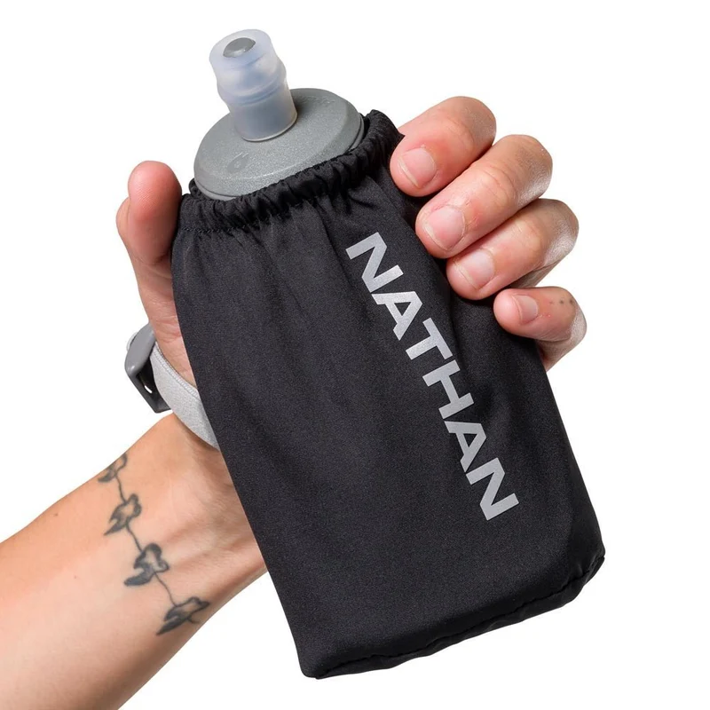 Nathan Pinnacle 18 oz Handheld