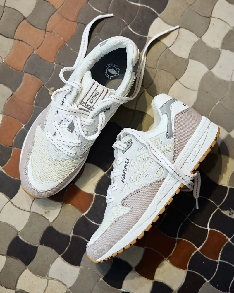Karhu Legacy 96 Atmosphere / White Asparagus F806091