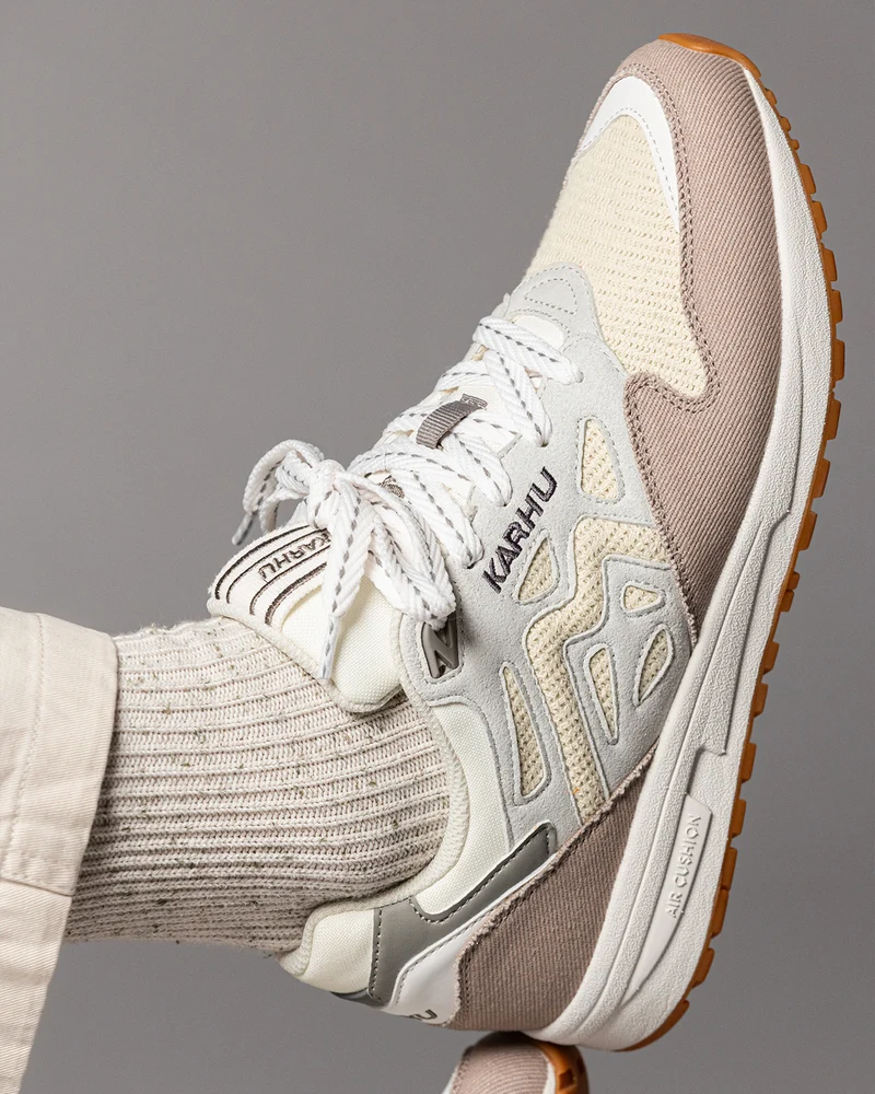 Karhu Legacy 96 Atmosphere / White Asparagus F806091