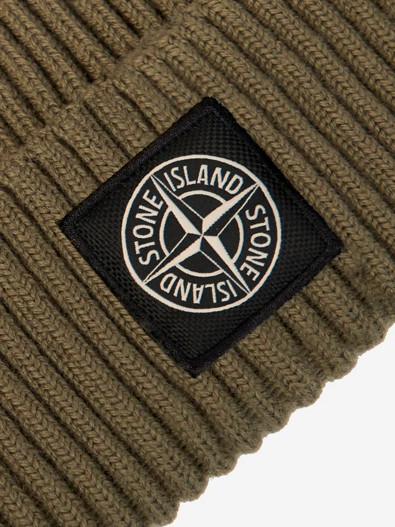 Beanie verde in lana Geelong a costine con badge