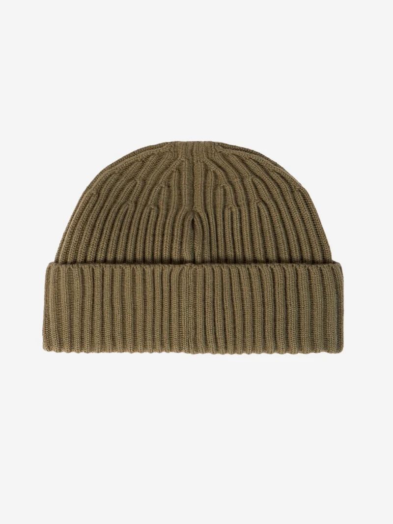 Beanie verde in lana Geelong a costine con badge