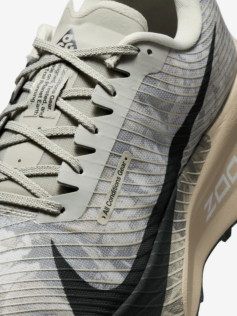 ACG Ultrafly 2 'Spruce Fog' trail running