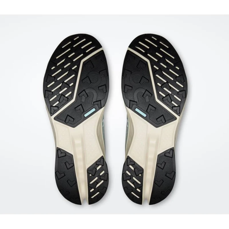 ON Cloudsurfer Trail 2 Waterproof Women grain oyster