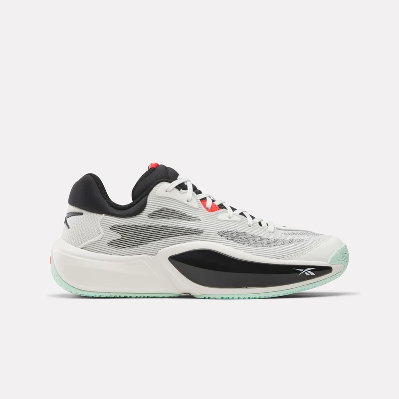 Engine A 26 SE Basketball Shoes