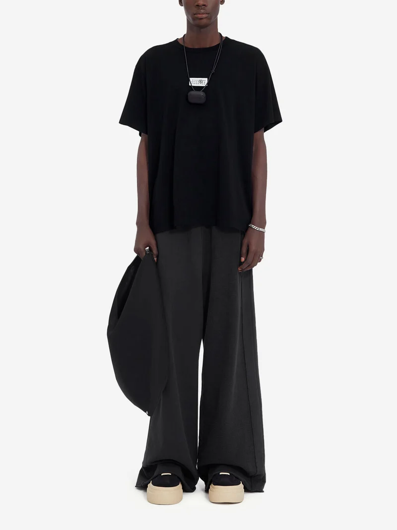 T-shirt numeric in cotone nero relaxed fit