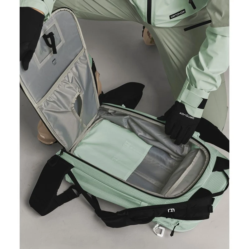 Ortovox Switchback 30 S Skitourenrucksack green-acid