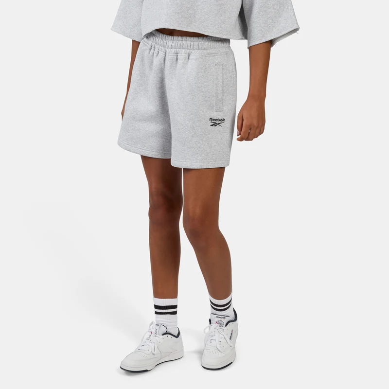 Wardrobe Essentials Short
