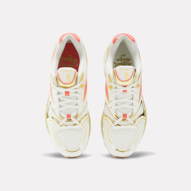 Premier Road Plus VI Sneakers