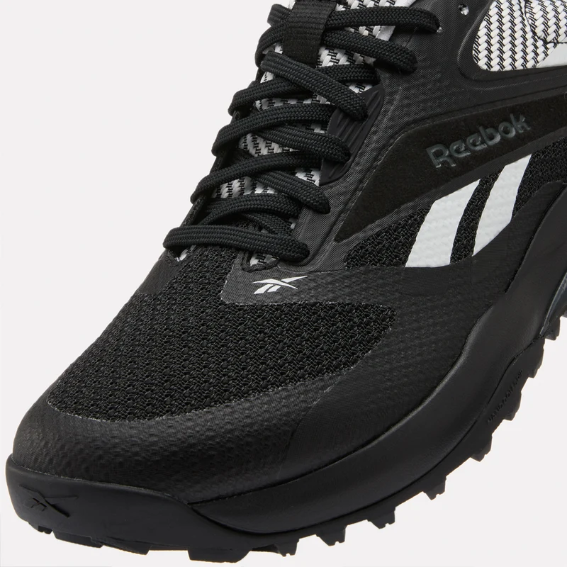 Nano Golf Shoes