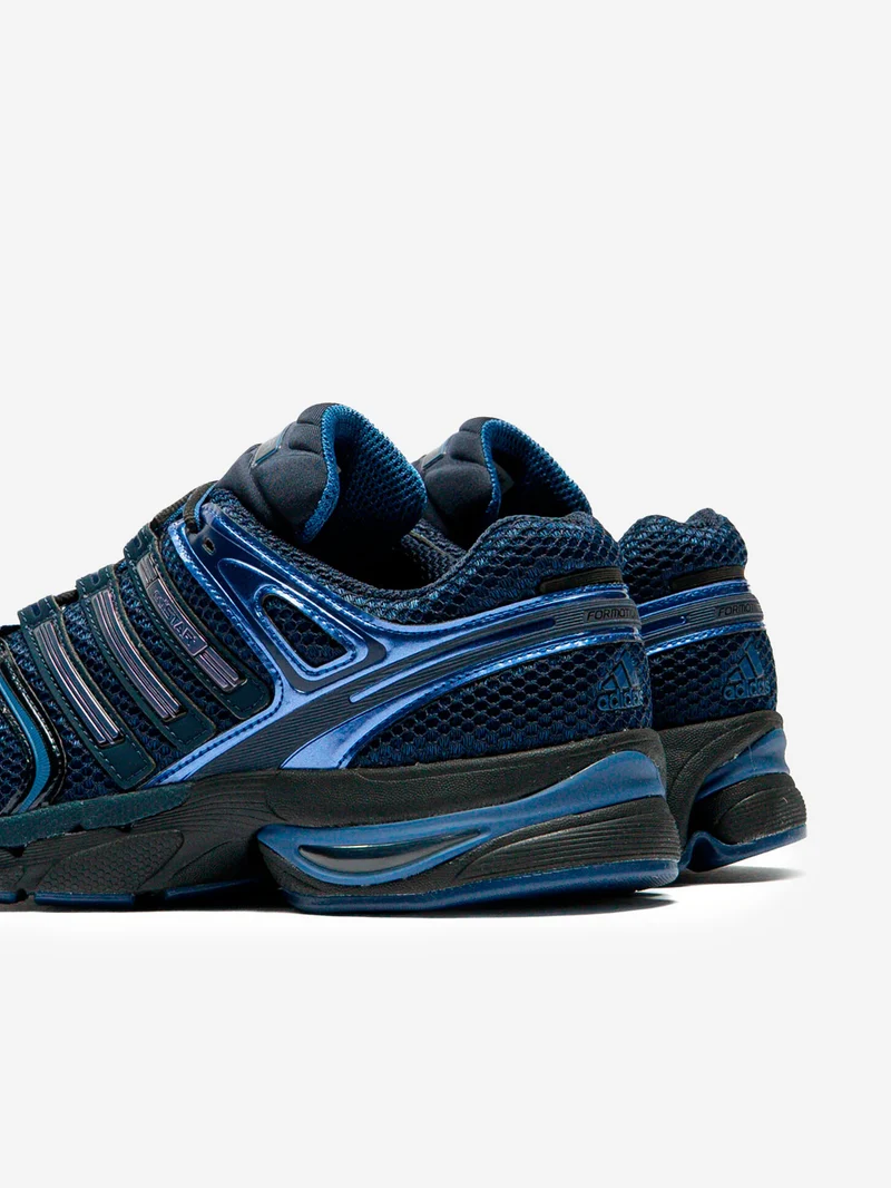 Adistar Control 5 'Dusky Petrol'