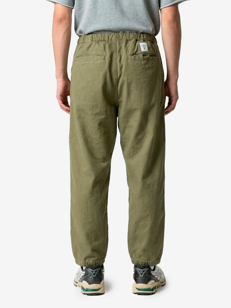 Pantaloni 'Logger Belted' in verde oliva