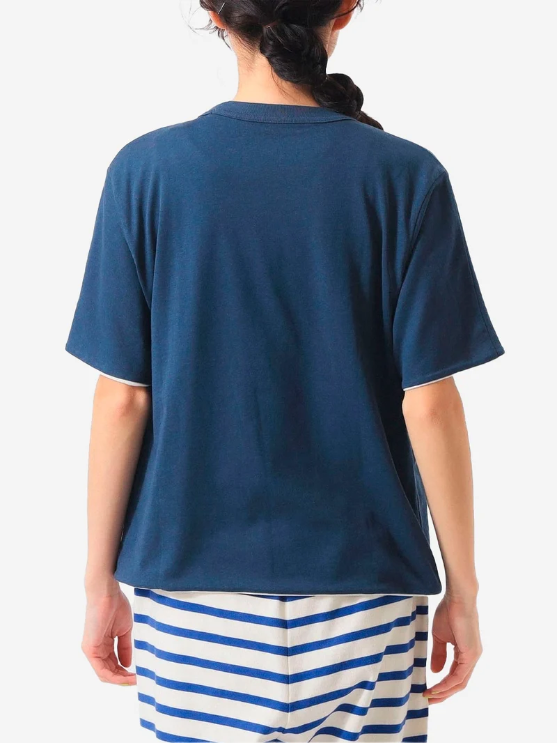 T-shirt reversibile blu e bianca con grafica