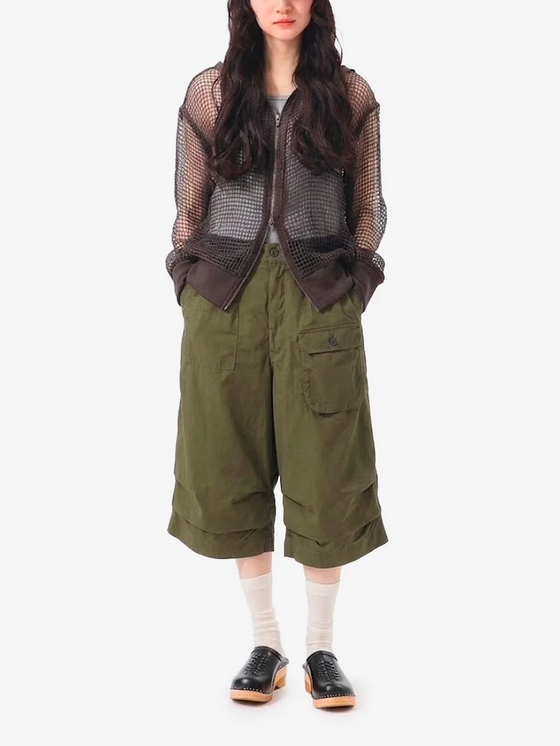 Shorts Military verdi con pinces sulle ginocchia e 6 tasche