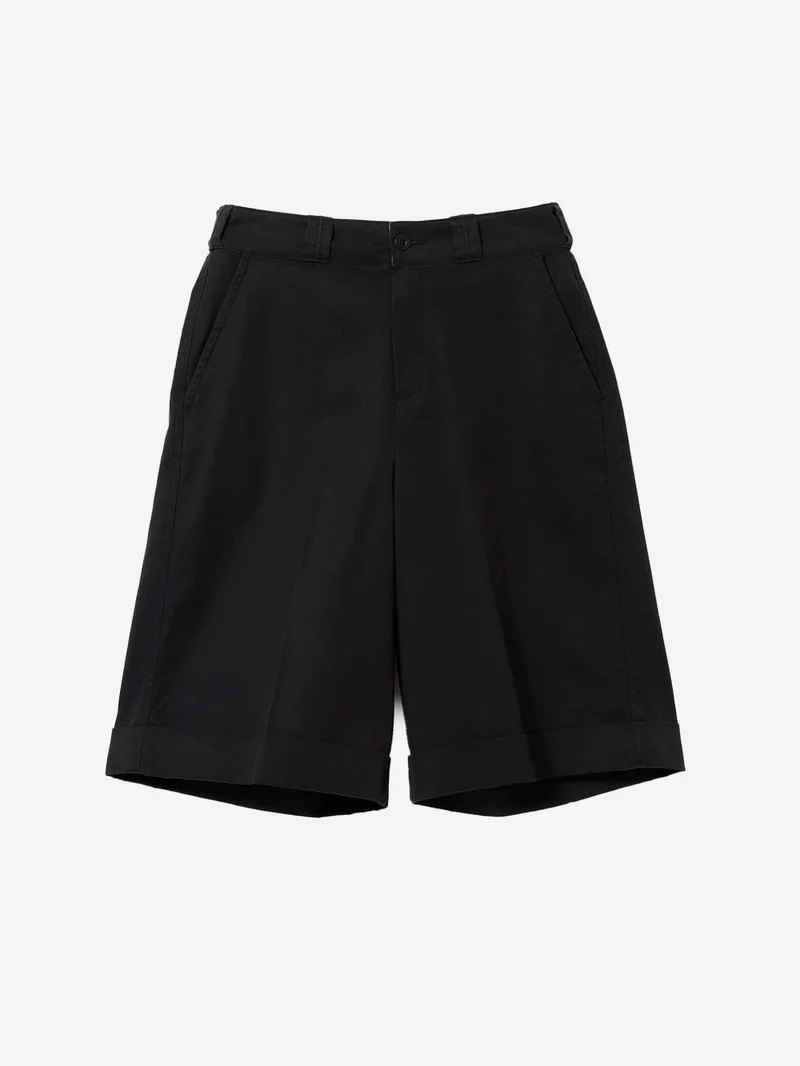Shorts a gamba larga neri con pieghe frontali