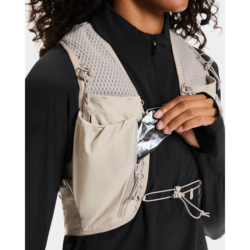 ON Trail Running Weste Ultra Vest Pro Fog
