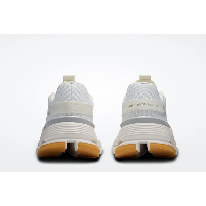 ON Cloudnova Form 2 Women white ivory