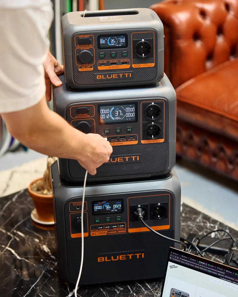 Bluetti AC70P Premium Portable Power Station 864Wh | Shipped in 1 - 2 work days