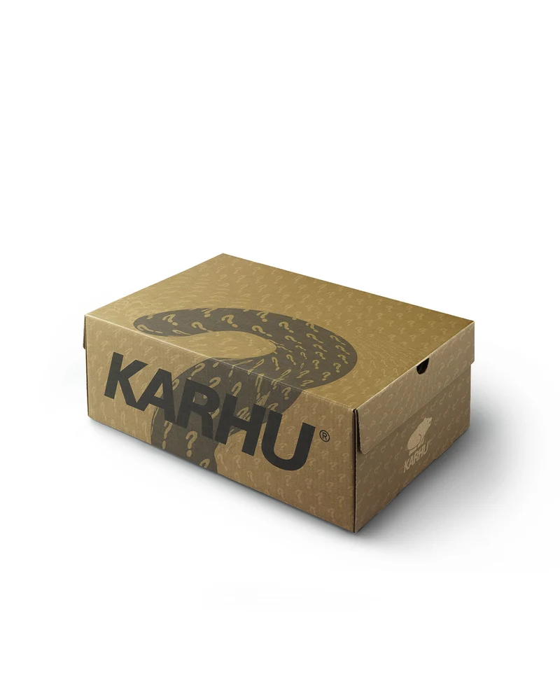 Karhu Legacy 96 Pale Olive Green / Chocolate Torte F806090